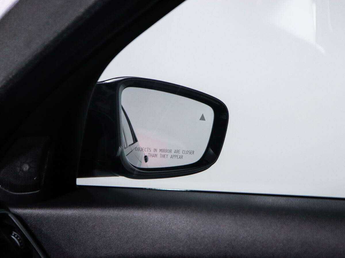 BMW 3 серии с пробегом — 2022 год. Фото: #10