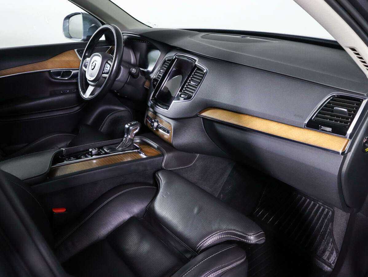 Volvo XC90 с пробегом — 2017 год. Фото: #7