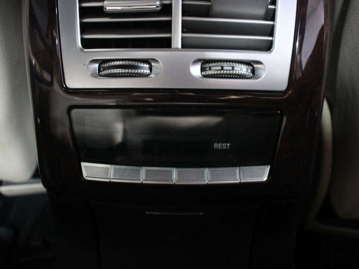 Mercedes-Benz S-Класс с пробегом — 2011 год. Фото: #12