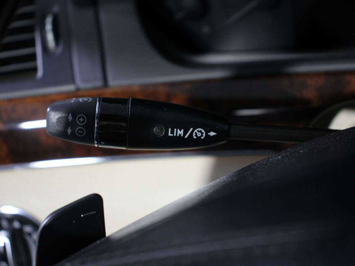 Mercedes-Benz S-Класс с пробегом — 2011 год. Фото: #23