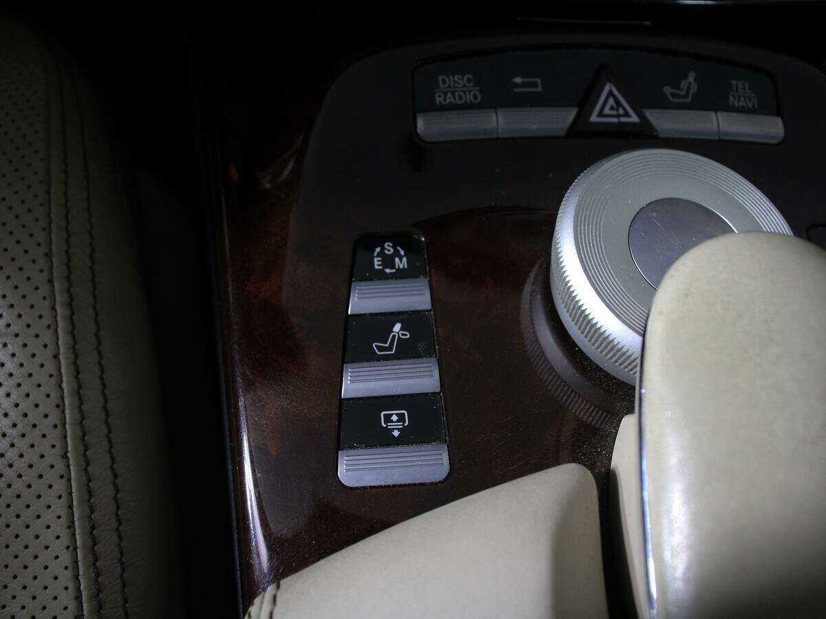 Mercedes-Benz S-Класс с пробегом — 2011 год. Фото: #26