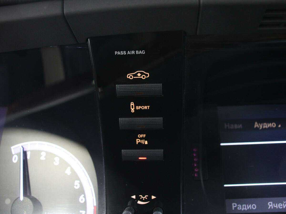 Mercedes-Benz S-Класс с пробегом — 2011 год. Фото: #31