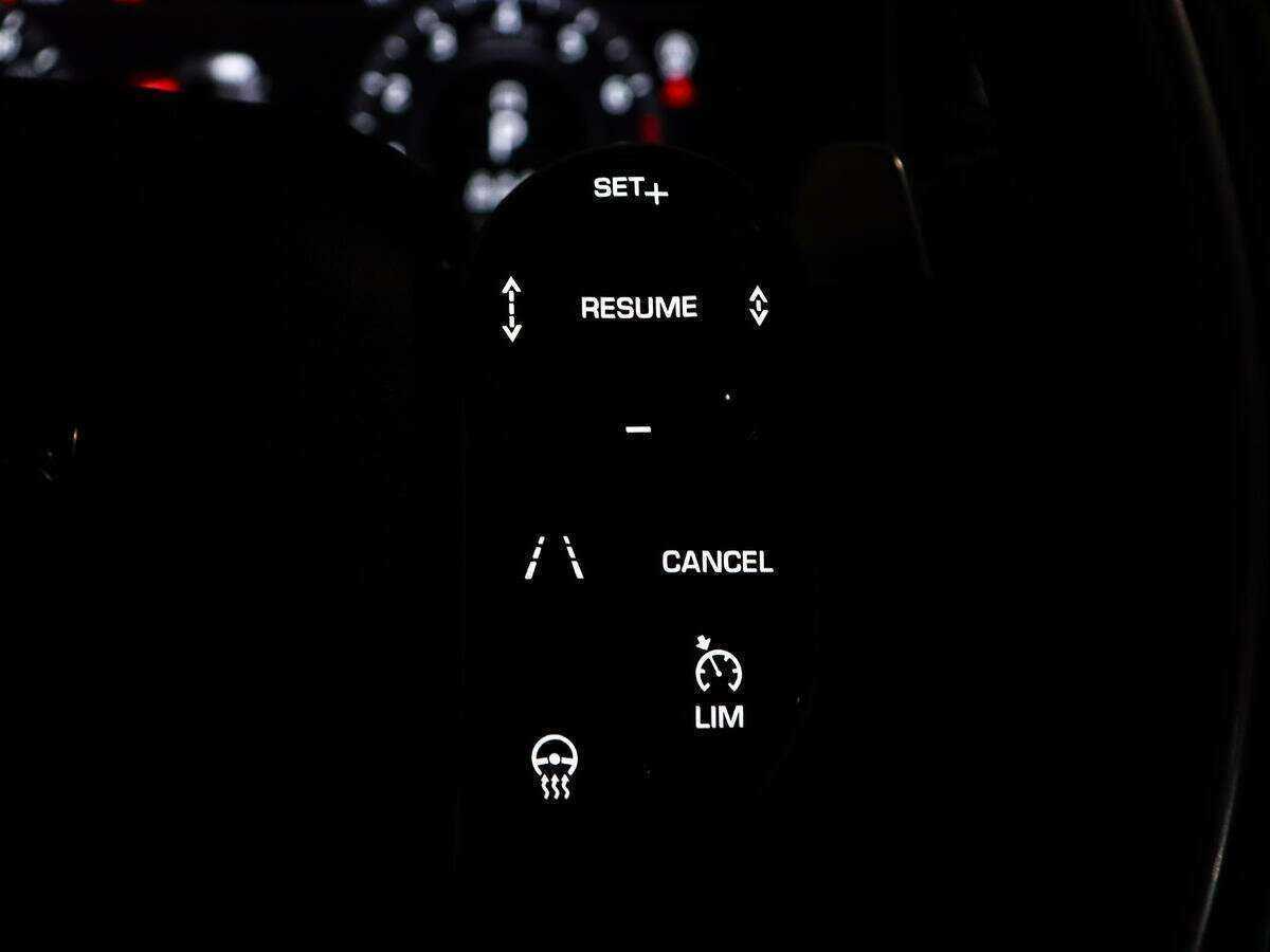 Land Rover Range Rover Sport с пробегом — 2019 год. Фото: #14