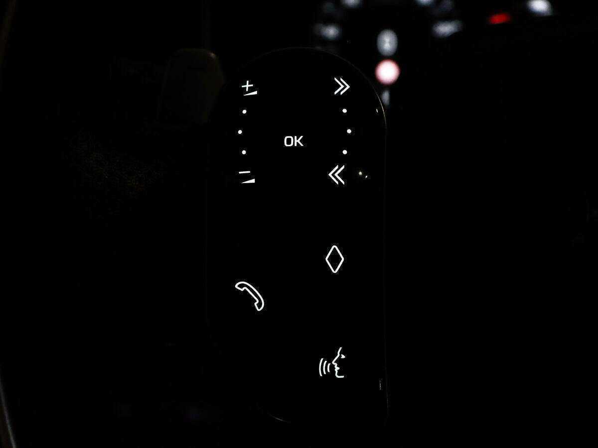 Land Rover Range Rover Sport с пробегом — 2019 год. Фото: #15