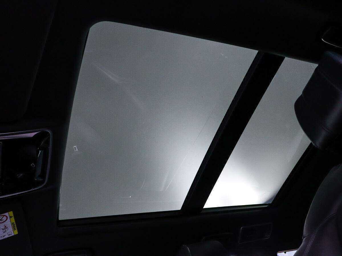 Land Rover Range Rover Sport с пробегом — 2019 год. Фото: #16