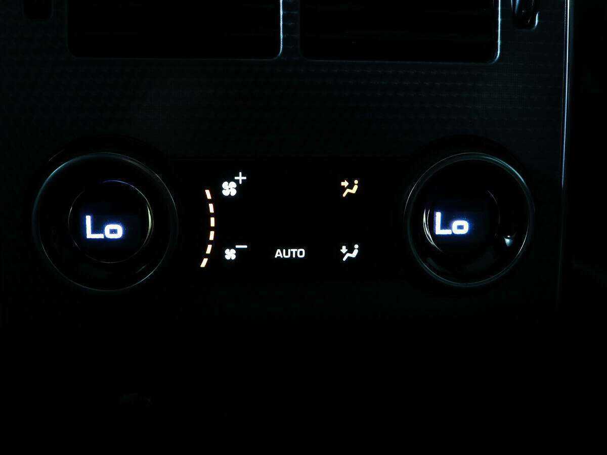 Land Rover Range Rover Sport с пробегом — 2019 год. Фото: #24