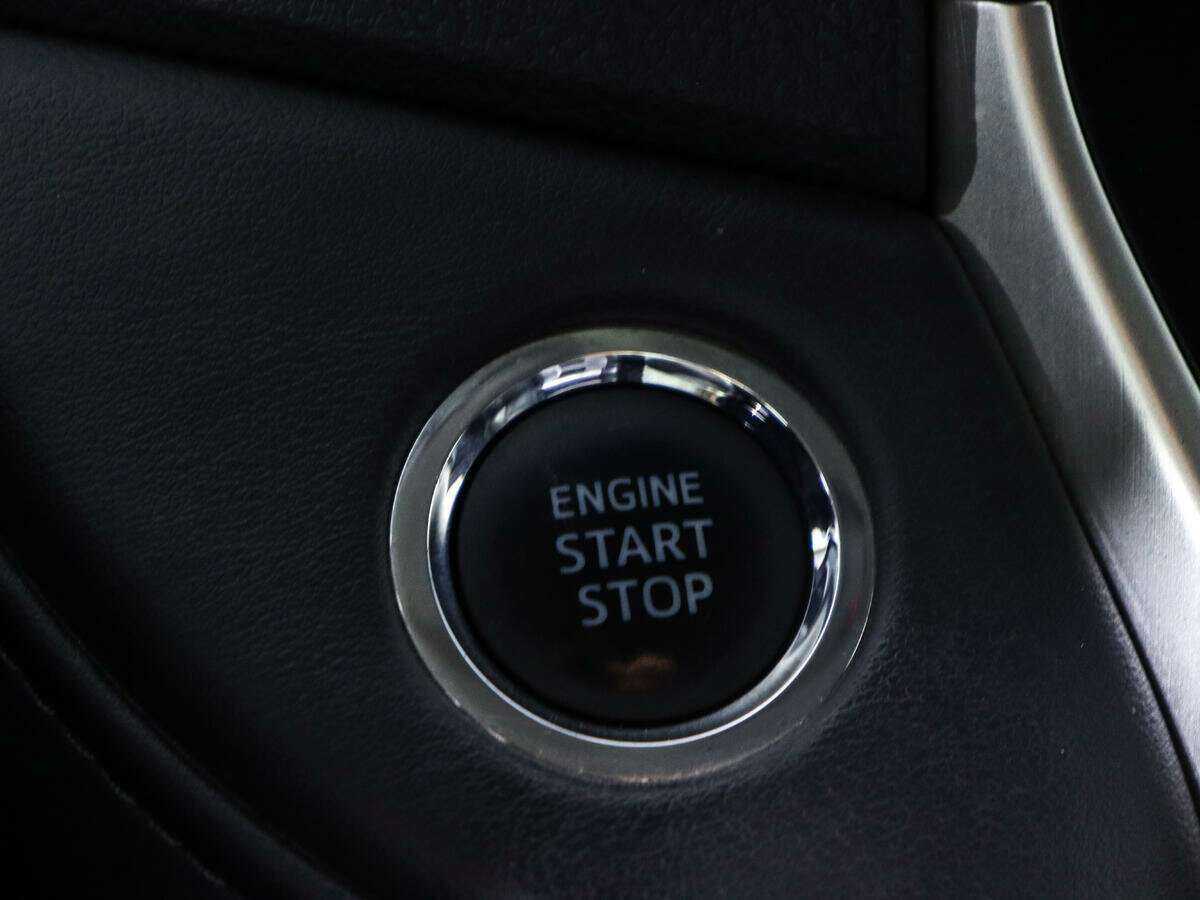 Toyota Land Cruiser с пробегом — 2017 год. Фото: #18