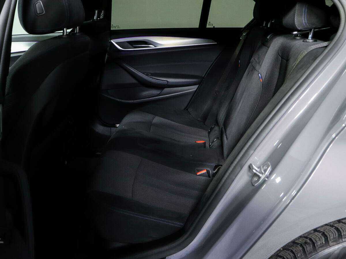 BMW 5 серии с пробегом — 2020 год. Фото: #8