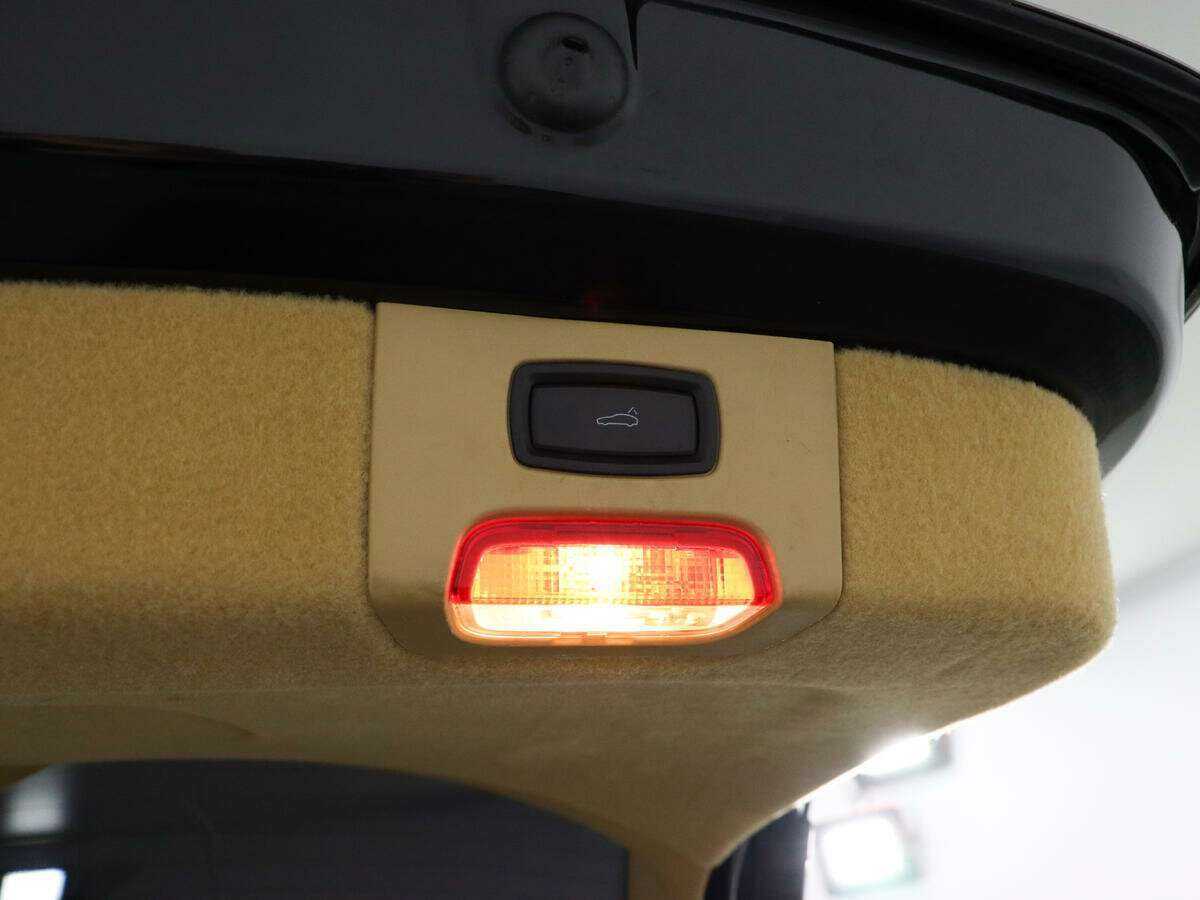 Porsche Cayenne с пробегом — 2014 год. Фото: #12