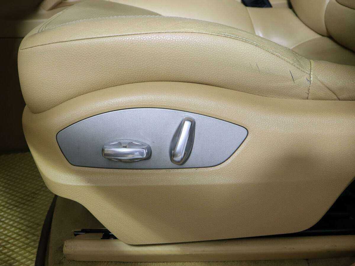 Porsche Cayenne с пробегом — 2014 год. Фото: #16