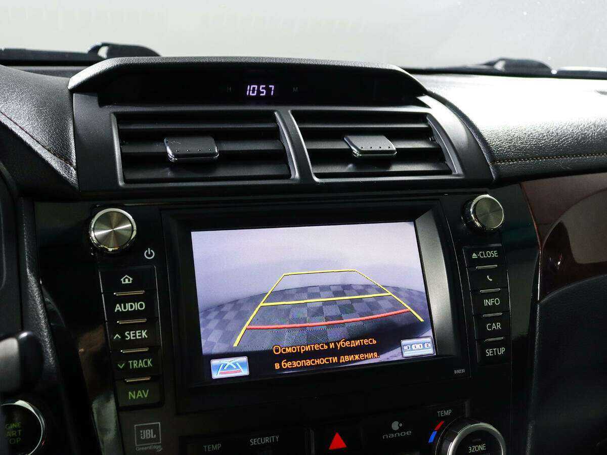 Toyota Camry с пробегом — 2012 год. Фото: #12