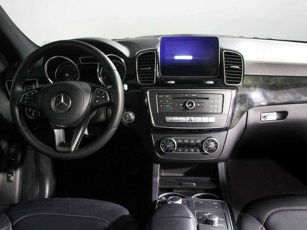 Mercedes-Benz GLS с пробегом — 2018 год. Фото: #11