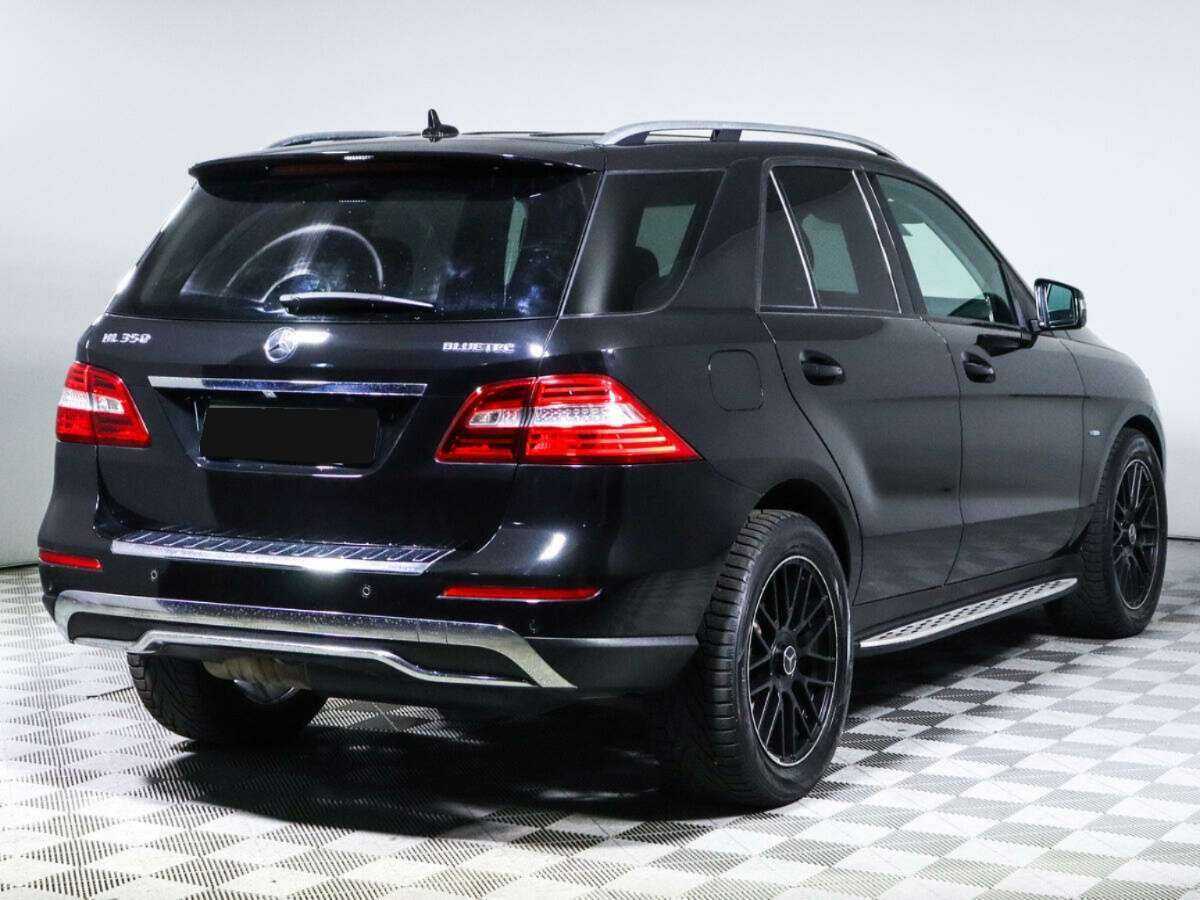 Mercedes-Benz M-Класс с пробегом — 2011 год. Фото: #3