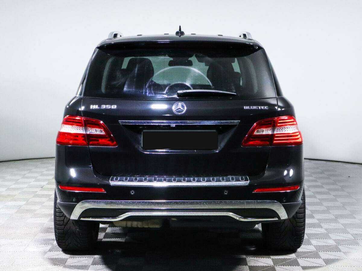 Mercedes-Benz M-Класс с пробегом — 2011 год. Фото: #4