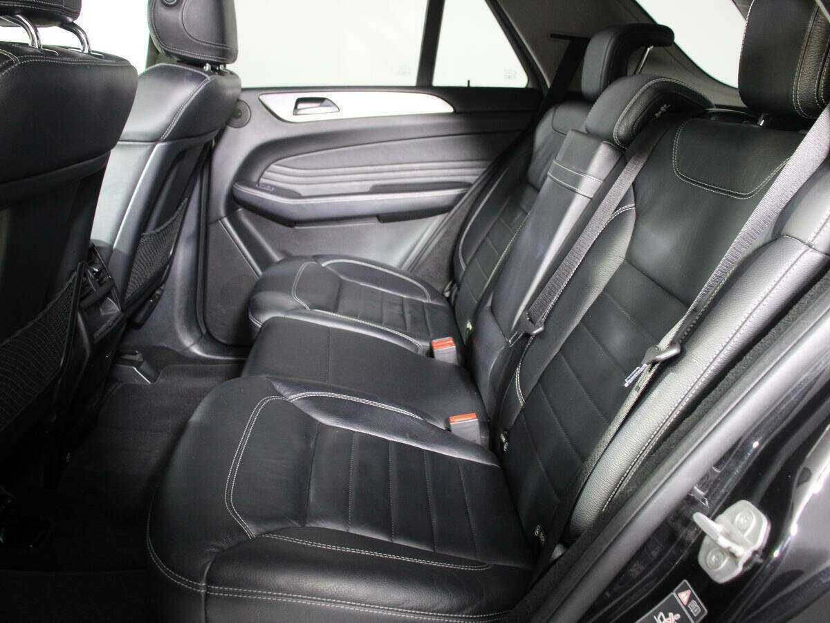 Mercedes-Benz M-Класс с пробегом — 2011 год. Фото: #7