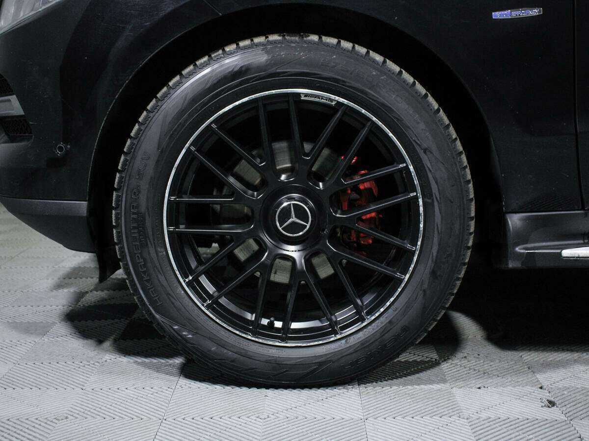 Mercedes-Benz M-Класс с пробегом — 2011 год. Фото: #12