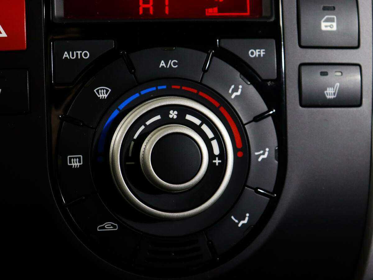 Kia Venga с пробегом — 2012 год. Фото: #14