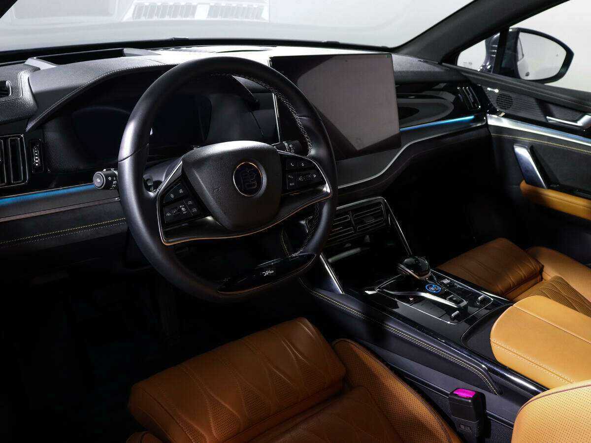 BYD Tang с пробегом — 2022 год. Фото: #12