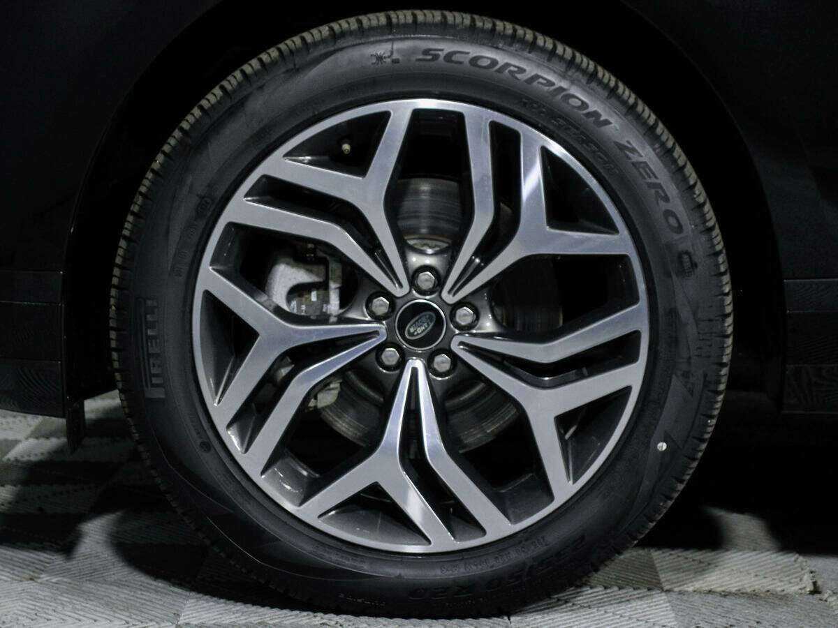 Land Rover Range Rover Evoque с пробегом — 2023 год. Фото: #18