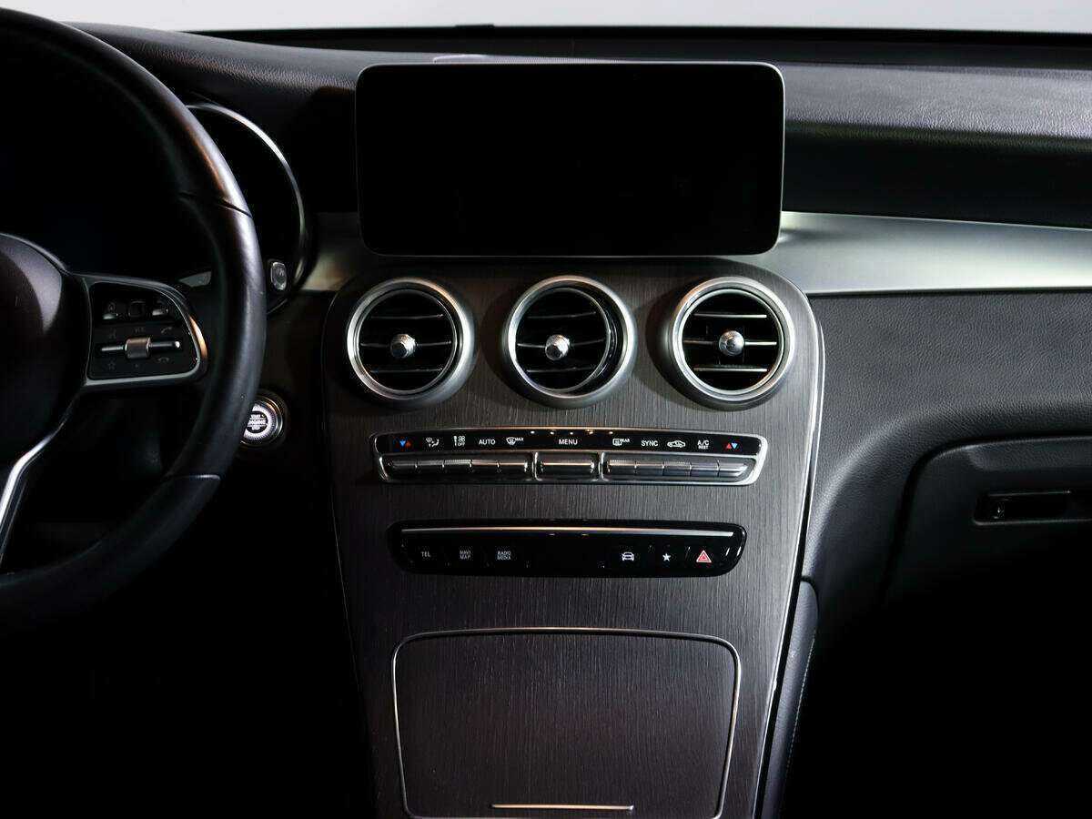 Mercedes-Benz GLC с пробегом — 2020 год. Фото: #10