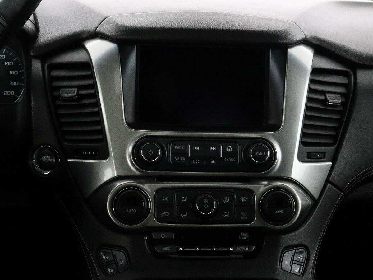 Chevrolet Tahoe с пробегом — 2017 год. Фото: #11