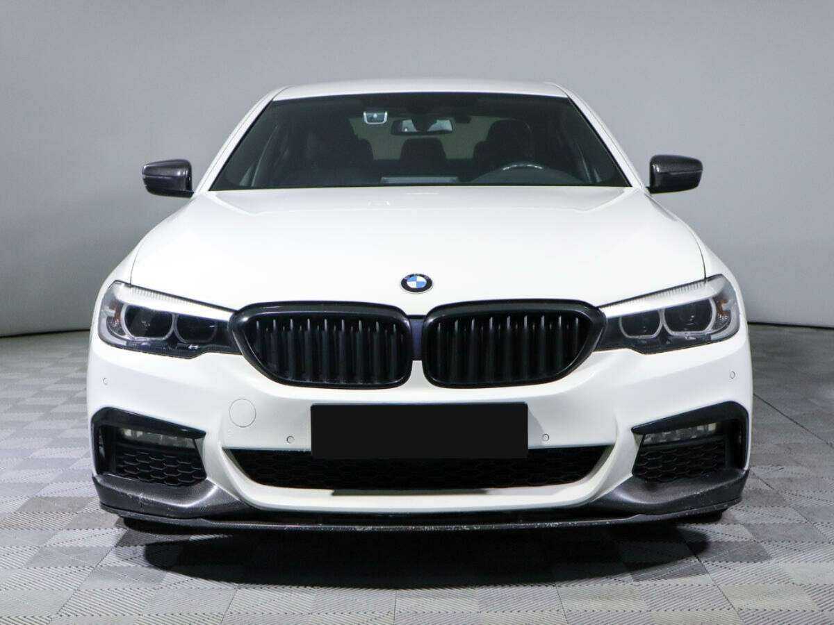 BMW 5 серии с пробегом — 2018 год. Фото: #1