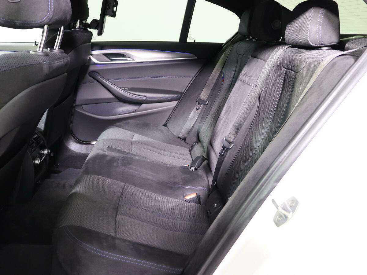 BMW 5 серии с пробегом — 2018 год. Фото: #6