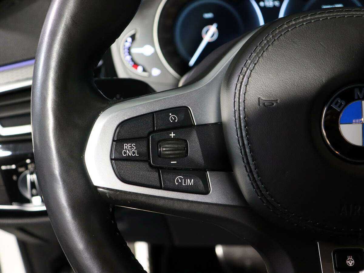 BMW 5 серии с пробегом — 2018 год. Фото: #19