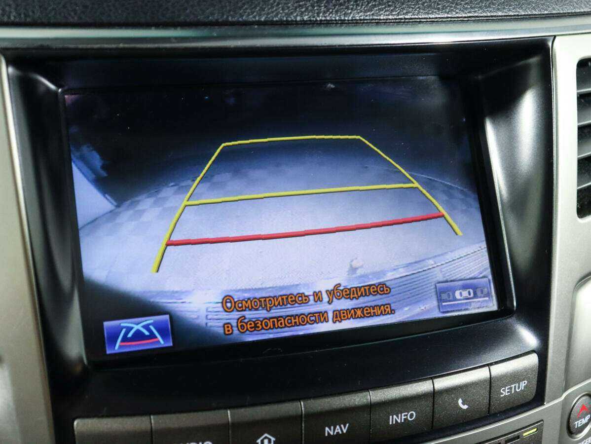 Lexus LX с пробегом — 2012 год. Фото: #13