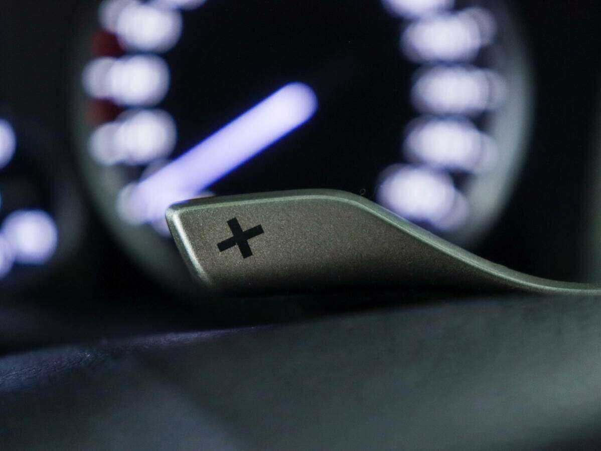 Lexus LX с пробегом — 2012 год. Фото: #16