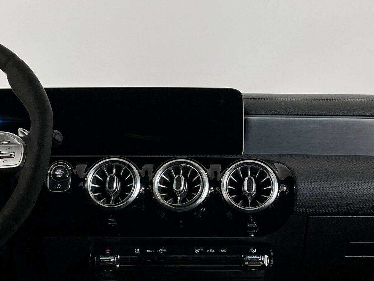 Mercedes-Benz A-Класс AMG с пробегом — 2019 год. Фото: #9