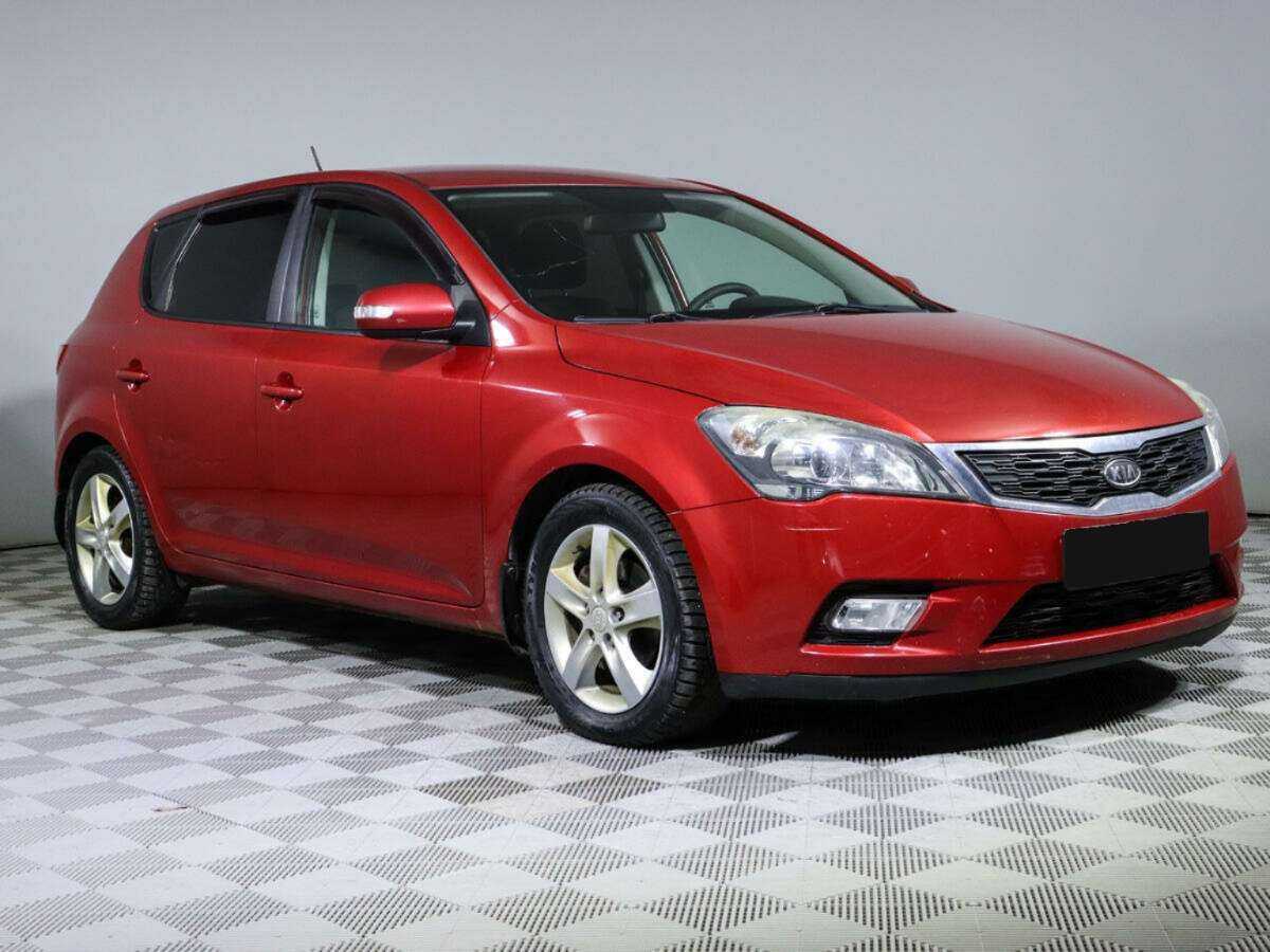 Kia Ceed с пробегом — 2011 год. Фото: #2