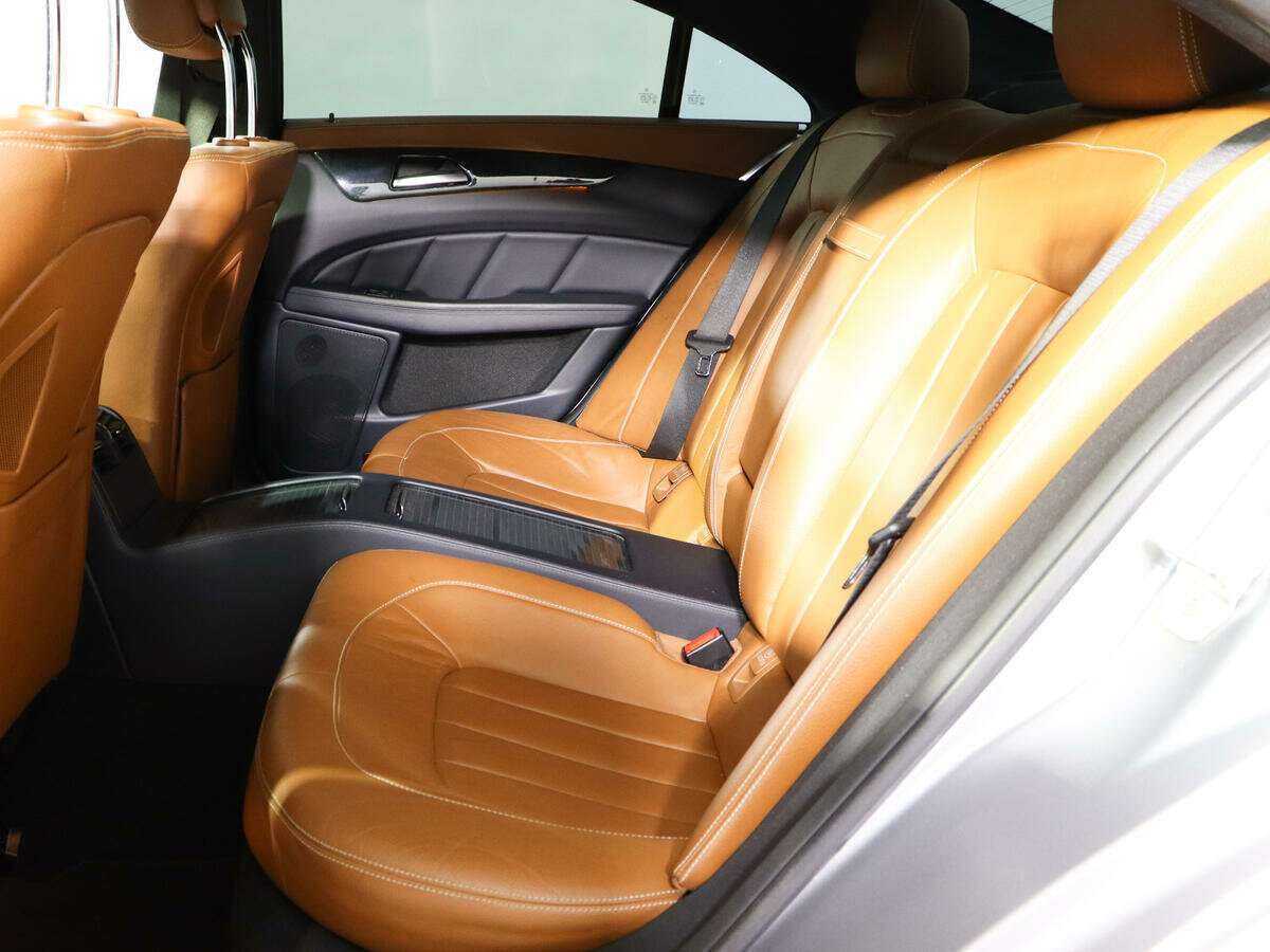 Mercedes-Benz CLS с пробегом — 2014 год. Фото: #8