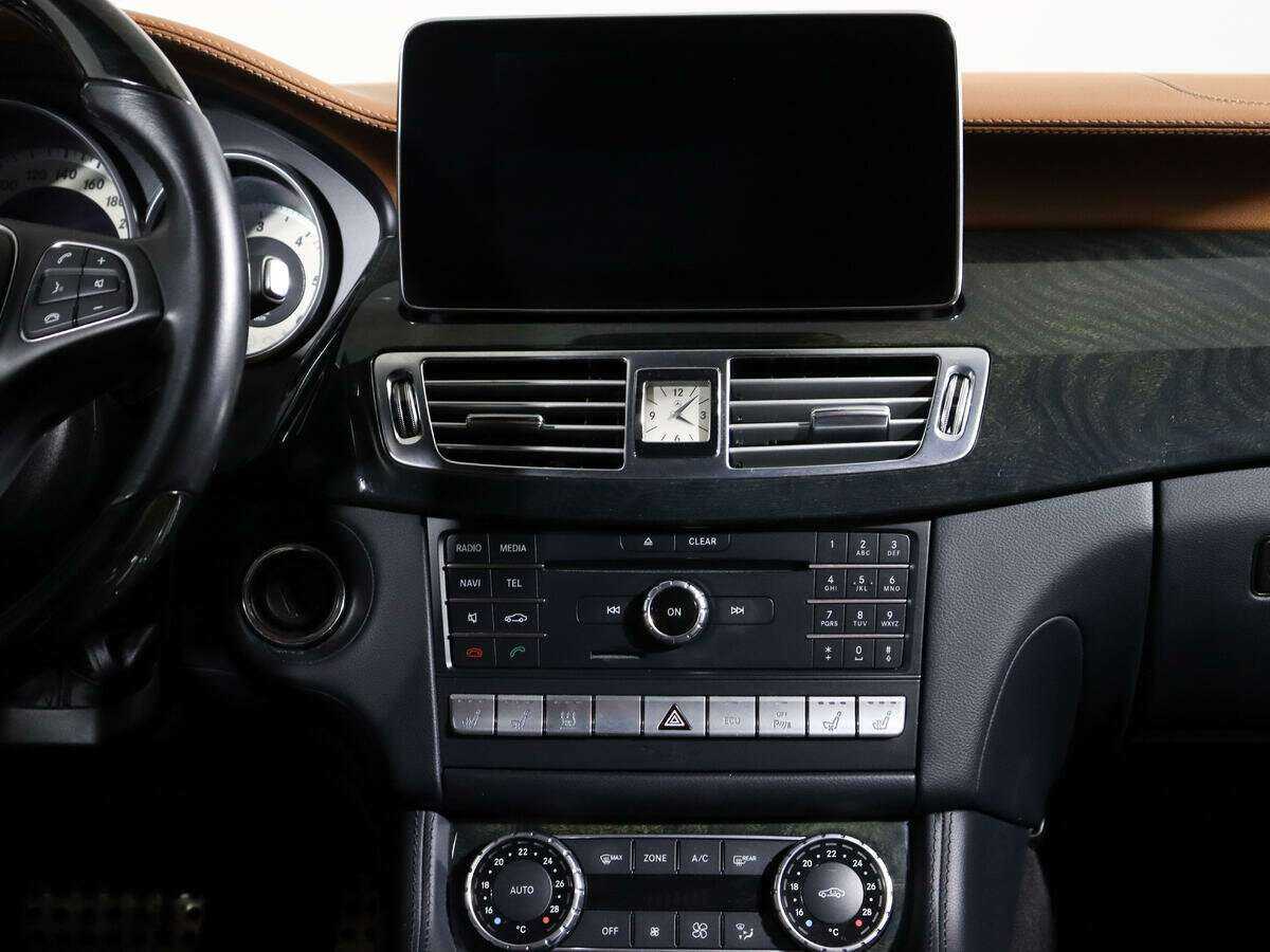 Mercedes-Benz CLS с пробегом — 2014 год. Фото: #11