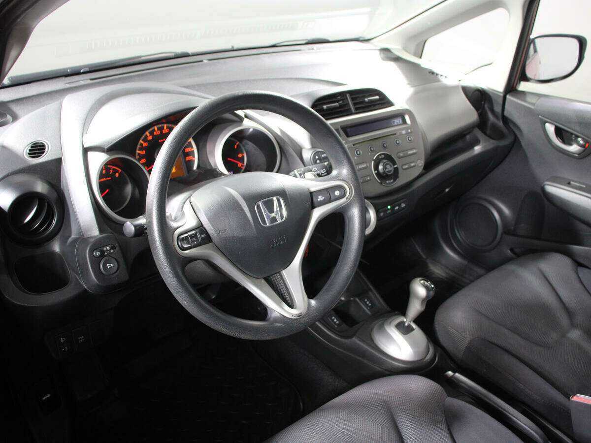 Honda Jazz с пробегом — 2009 год. Фото: #13