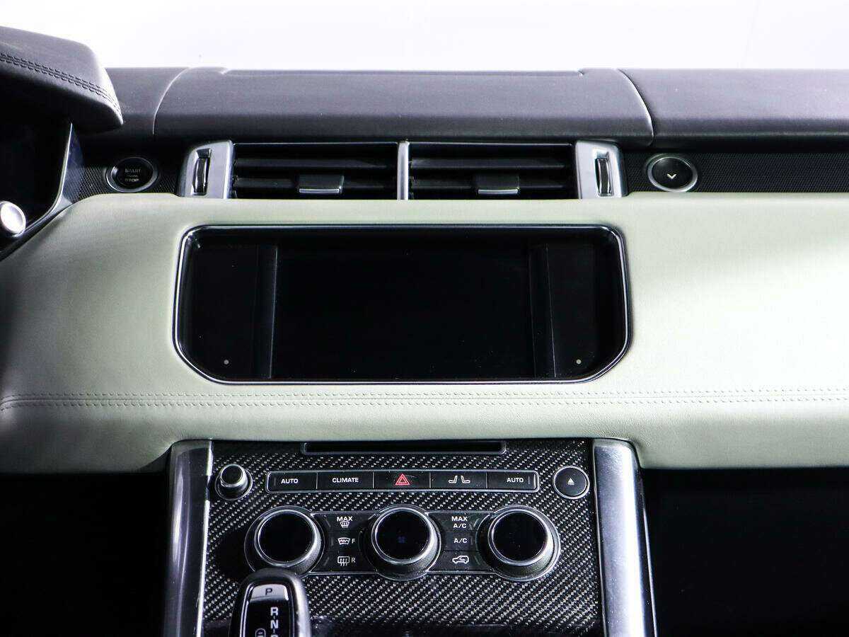 Land Rover Range Rover Sport с пробегом — 2015 год. Фото: #10