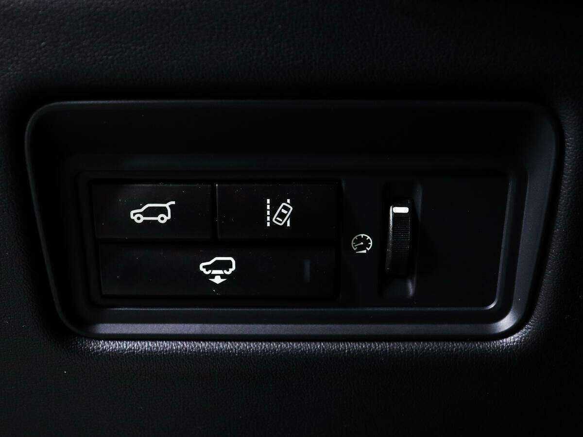 Land Rover Range Rover Sport с пробегом — 2015 год. Фото: #14