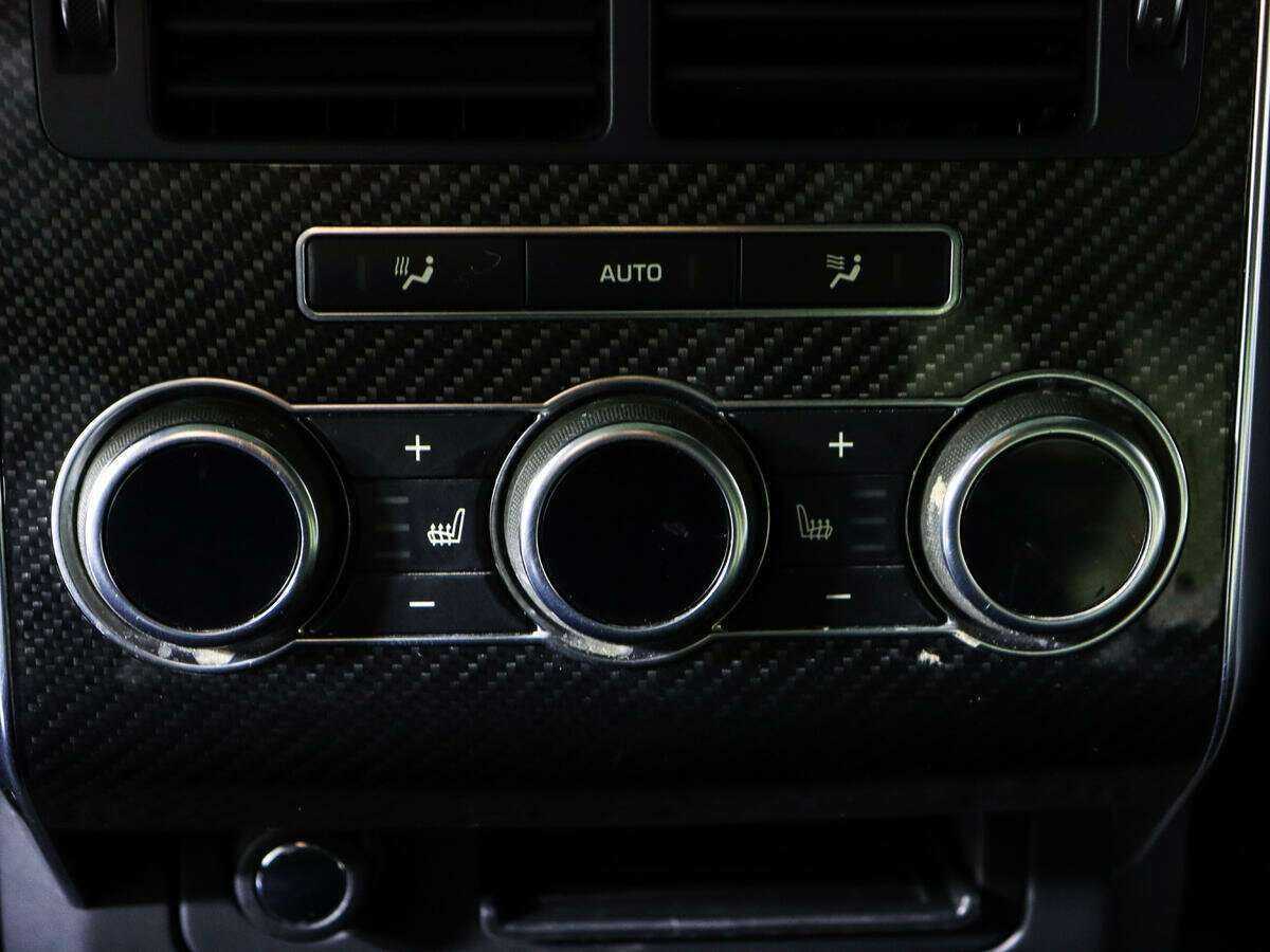 Land Rover Range Rover Sport с пробегом — 2015 год. Фото: #16