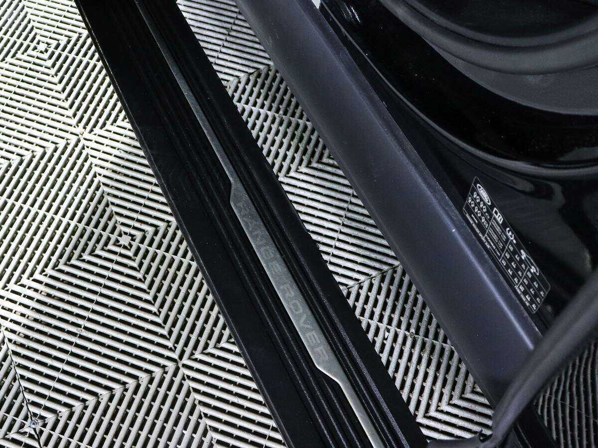 Land Rover Range Rover Sport с пробегом — 2015 год. Фото: #19