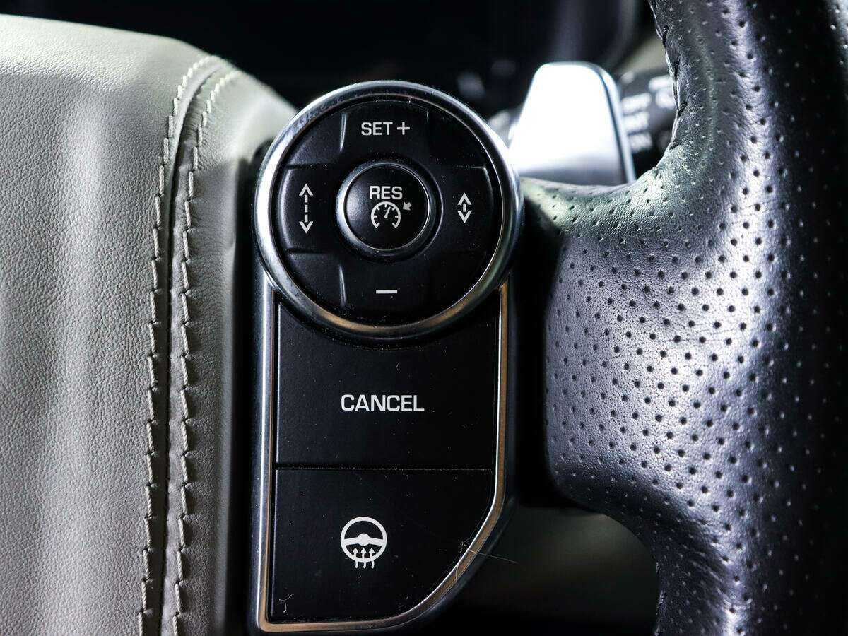 Land Rover Range Rover Sport с пробегом — 2015 год. Фото: #23