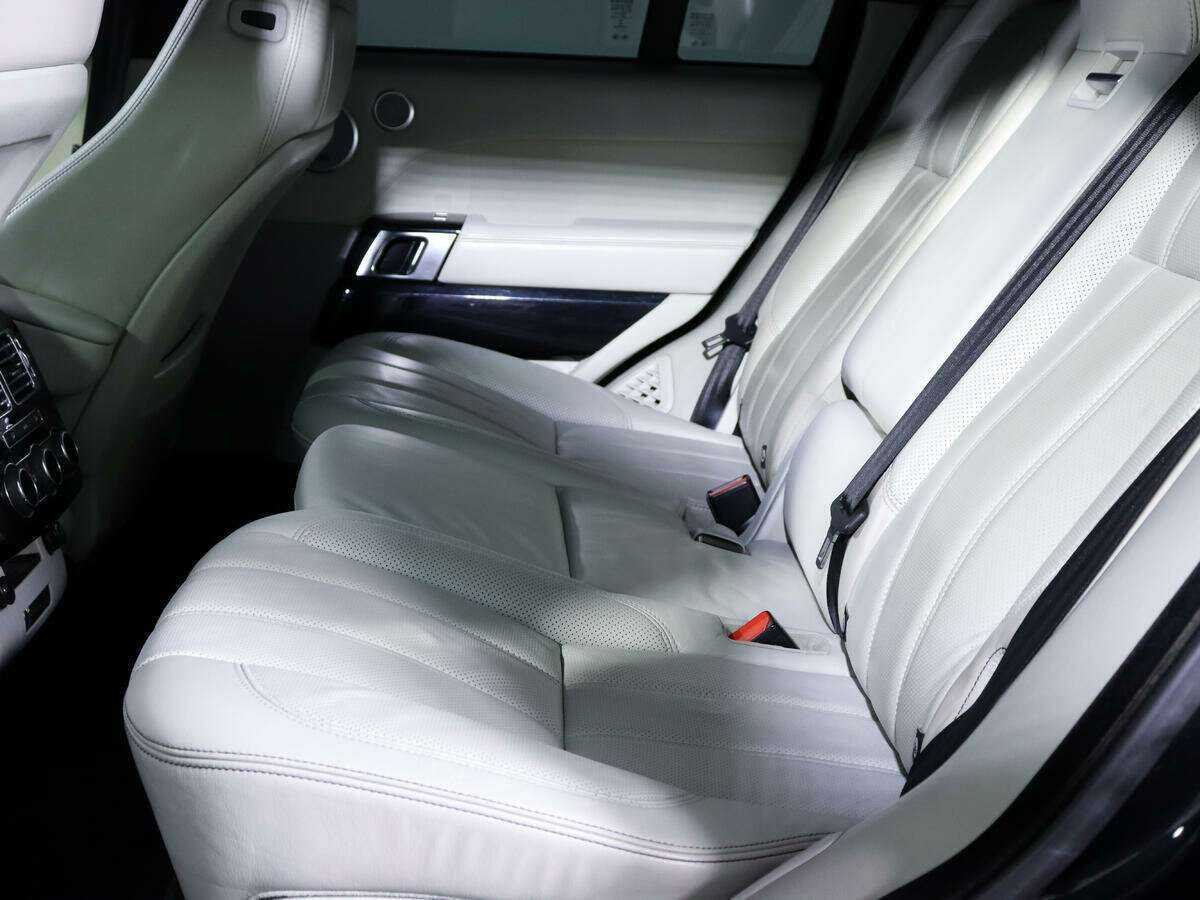 Land Rover Range Rover с пробегом — 2012 год. Фото: #7