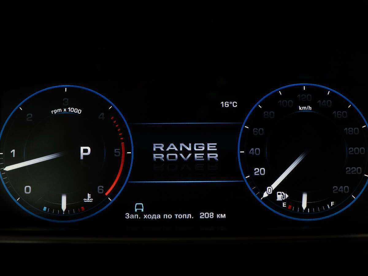 Land Rover Range Rover с пробегом — 2012 год. Фото: #8