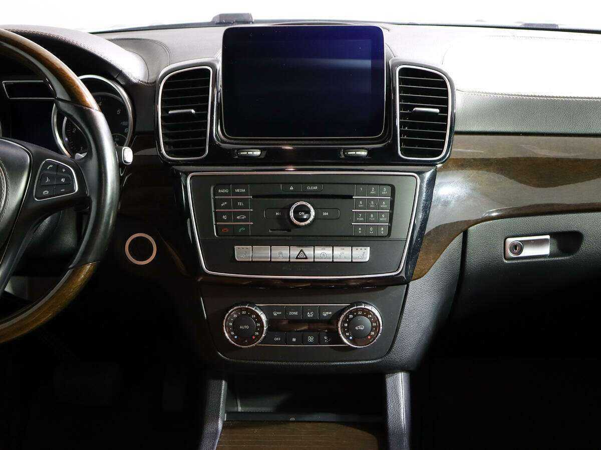 Mercedes-Benz GLS с пробегом — 2016 год. Фото: #13