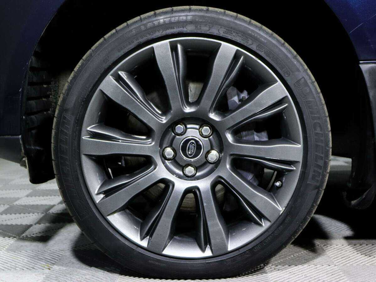 Land Rover Range Rover с пробегом — 2013 год. Фото: #12