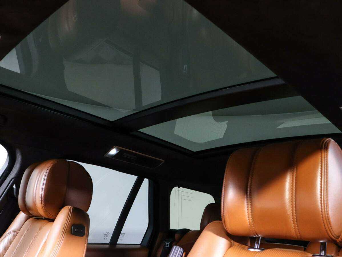 Land Rover Range Rover с пробегом — 2013 год. Фото: #26