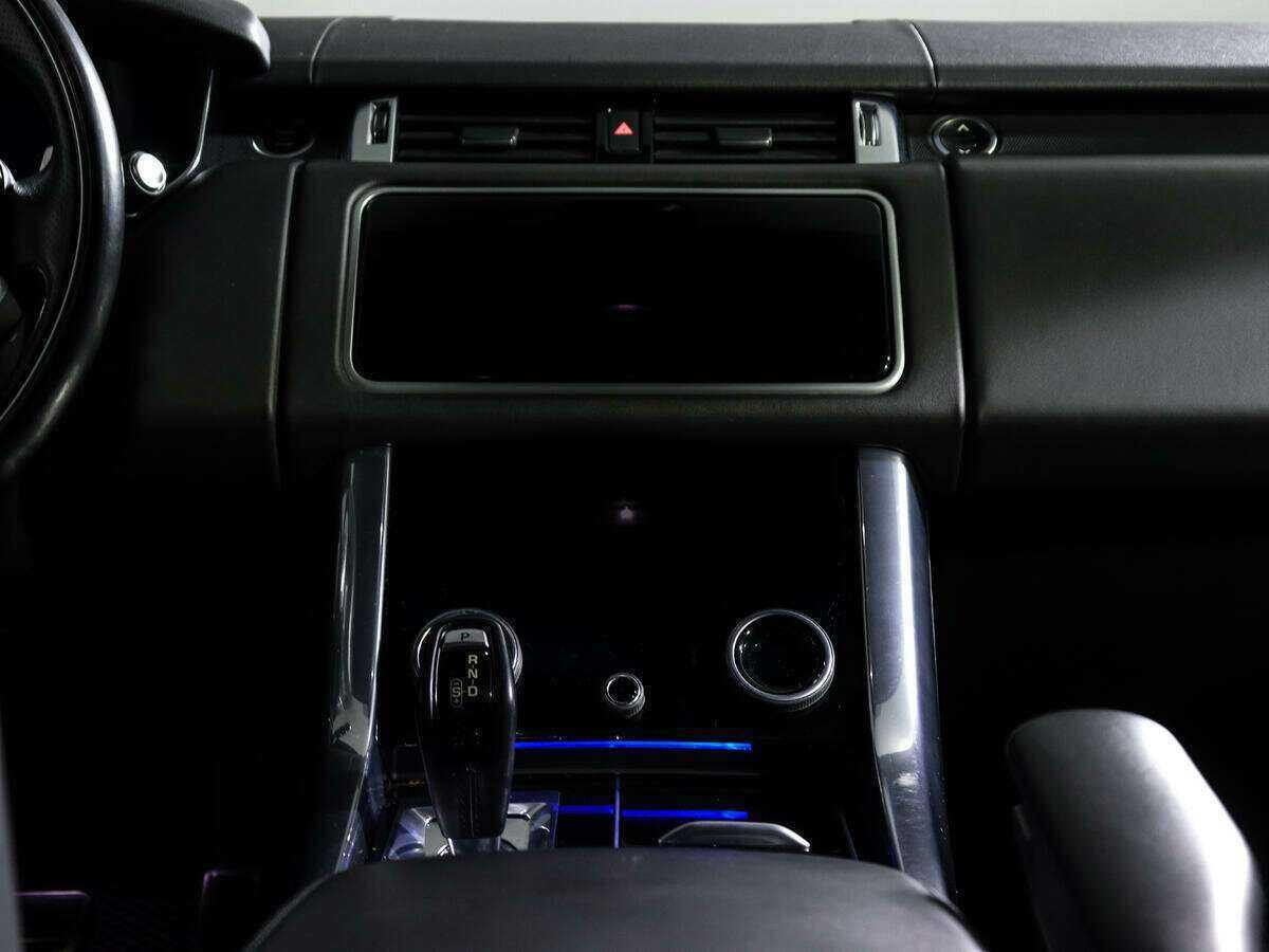 Land Rover Range Rover Sport с пробегом — 2018 год. Фото: #8