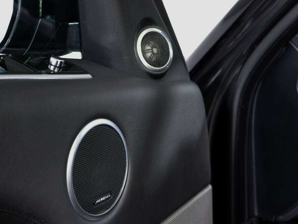 Land Rover Range Rover Sport с пробегом — 2018 год. Фото: #14