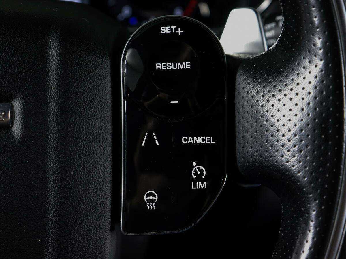 Land Rover Range Rover Sport с пробегом — 2018 год. Фото: #15