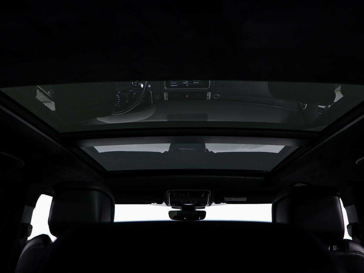 Land Rover Range Rover Sport с пробегом — 2018 год. Фото: #19