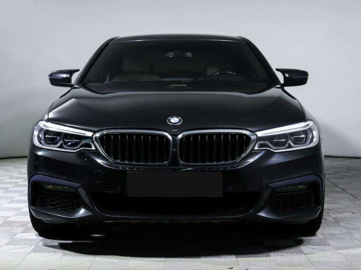 BMW 5 серии с пробегом — 2018 год. Фото: #1